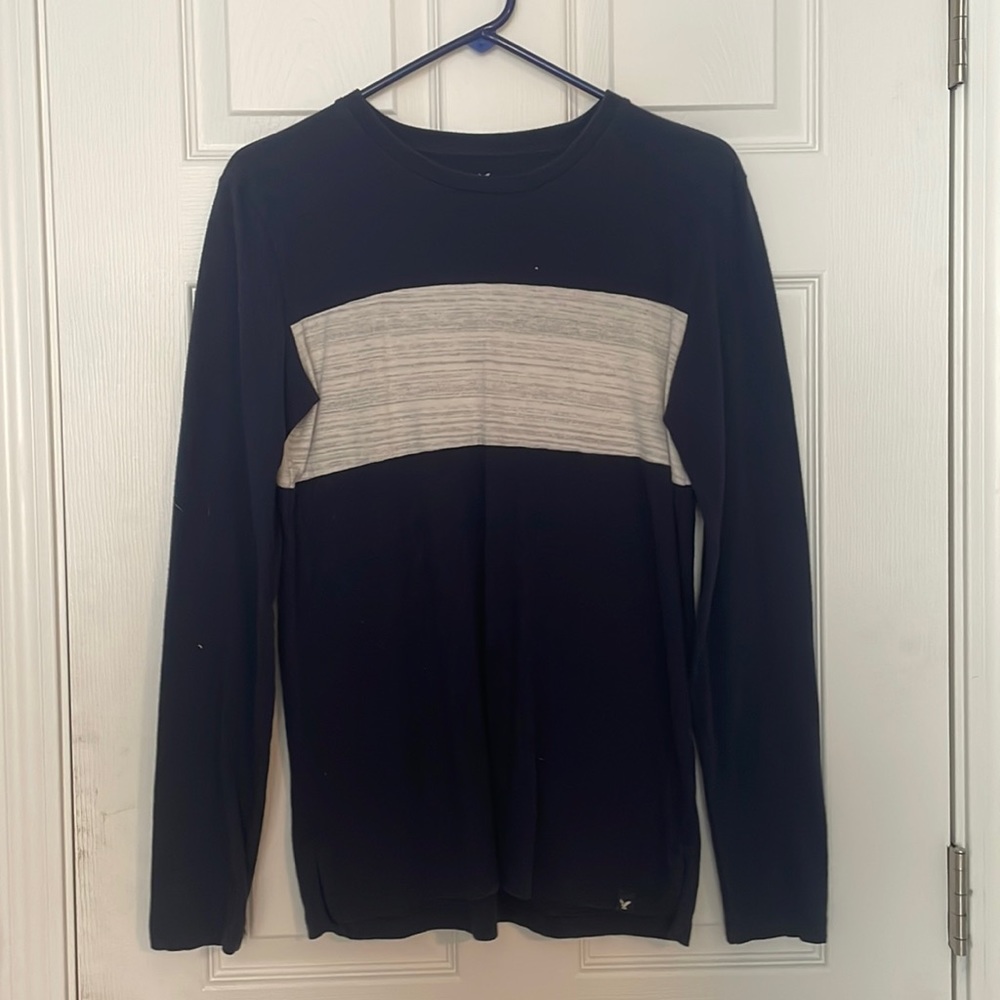 American Eagle Long-Sleeve XS